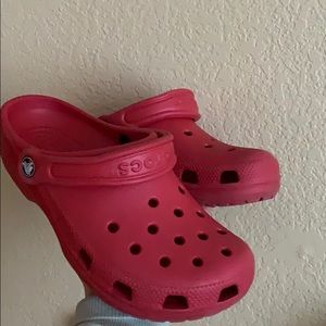 red crocs !!!!